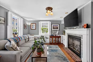 14 Court St, Provincetown, MA 02657 - Photo 12