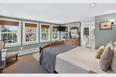 14 Court Street, Provincetown, MA 02657 - Photo 18