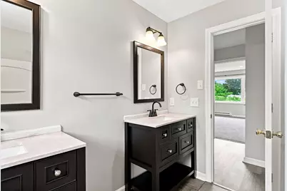 192 Empire St, Chicopee, MA 01013 - Photo 22
