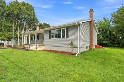 192 Empire St, Chicopee, MA 01013 - Photo 4