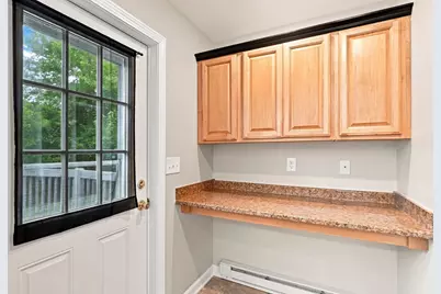 192 Empire St, Chicopee, MA 01013 - Photo 14