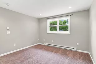 192 Empire St, Chicopee, MA 01013 - Photo 26