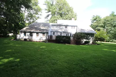 125 Boxwood Ln, Bridgewater, MA 02324 - Photo 6