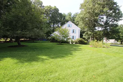 125 Boxwood Ln, Bridgewater, MA 02324 - Photo 4
