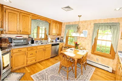 125 Boxwood Ln, Bridgewater, MA 02324 - Photo 10