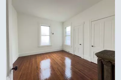 142 Thompson St #1, Springfield, MA 01109 - Photo 6