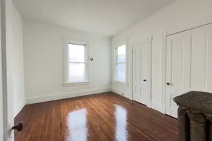 142 Thompson St, Springfield, MA 01109 - Photo 6
