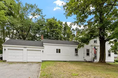 727 Andover, Lowell, MA 01852 - Photo 32