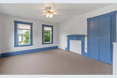 727 Andover, Lowell, MA 01852 - Photo 22