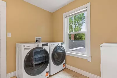 727 Andover, Lowell, MA 01852 - Photo 28