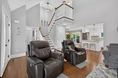 2 Hybrid Dr, Lakeville, MA 02347 - Photo 6
