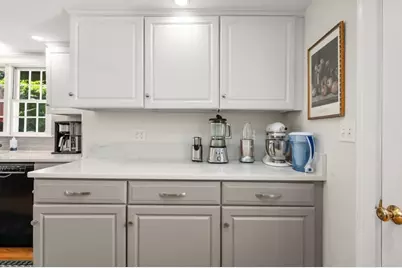 24 Mount Pleasant St, Rockport, MA 01966 - Photo 10