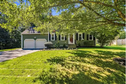 4 Florence Cir, Upton, MA 01568 - Photo 2