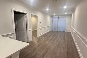 320 Middlesex Ave, Medford, MA 02155 - Photo 2
