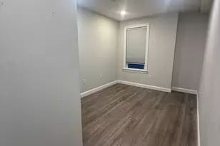 320 Middlesex Ave, Medford, MA 02155 - Photo 8