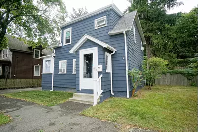 12 Bailey St, Lynn, MA 01904 - Photo 2