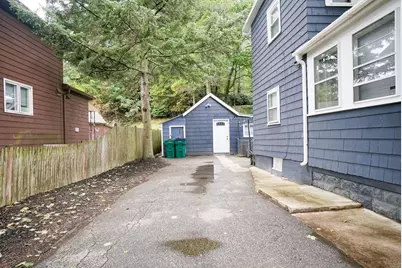 12 Bailey St, Lynn, MA 01904 - Photo 40