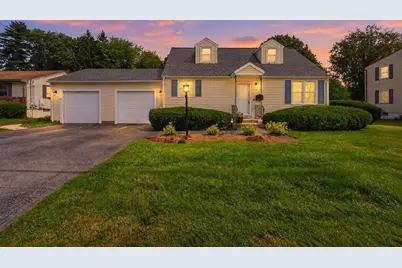 12 Waterman Rd, Auburn, MA 01501 - Photo 2