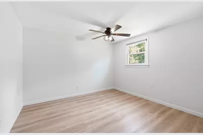12 Waterman Rd, Auburn, MA 01501 - Photo 10
