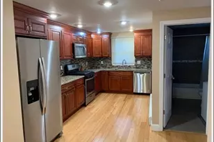 42 Hillside Ave, Everett, MA 02149 - Photo 12