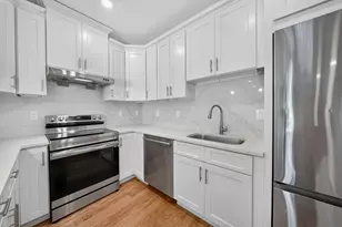 222 Arlington St, Quincy, MA 02170 - Photo 12