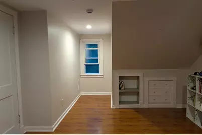 12 Linda St, South Hadley, MA 01075 - Photo 8