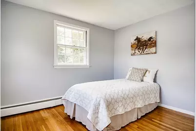 16 Phillip Ave, Burlington, MA 01803 - Photo 18