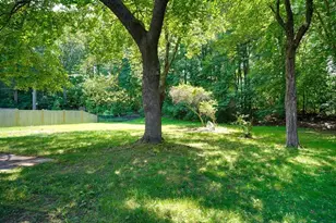 16 Phillip Ave, Burlington, MA 01803 - Photo 4