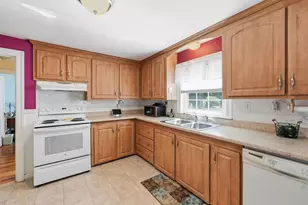 43 Spruce St, Shrewsbury, MA 01545 - Photo 14