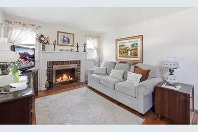 43 Spruce Street, Shrewsbury, MA 01545 - Photo 6
