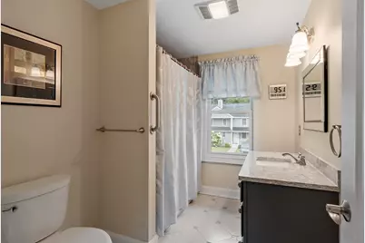 221 Bayberry Hill Ln #221, Leominster, MA 01453 - Photo 30