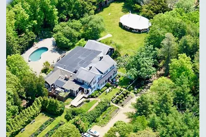 90 Manaquayak, West Tisbury, MA 02575 - Photo 4
