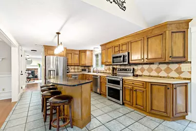 18 Dinahs Way, Wareham, MA 02571 - Photo 8