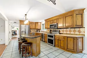 18 Dinahs Way, Wareham, MA 02571 - Photo 8
