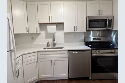 39 Berlin St #301, Clinton, MA 01510 - Photo 2