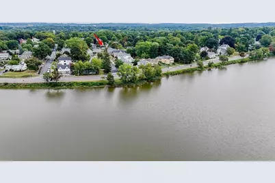 16 Central St, Wakefield, MA 01880 - Photo 4
