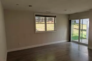 15 Bennett St, Nashua, NH 03064 - Photo 6