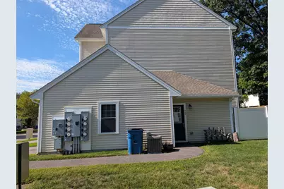 15 Bennett St #15, Nashua, NH 03064 - Photo 2