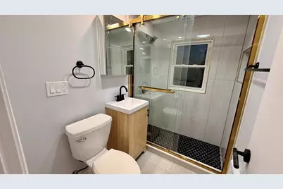 34-36 Rose Ave #36, Watertown, MA 02472 - Photo 8