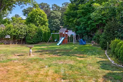 50 Pine St, Falmouth, MA 02556 - Photo 32