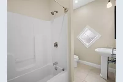 63 Varnum Ave #1, Lowell, MA 01850 - Photo 12