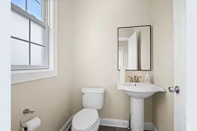 63 Varnum Ave #1, Lowell, MA 01850 - Photo 8