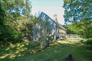 18 Town Landing Rd, Berkley, MA 02779 - Photo 4