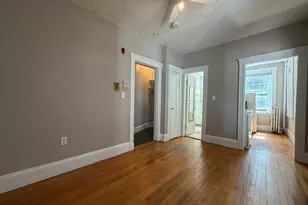 26 Myrtle St, Boston, MA 02114 - Photo 2