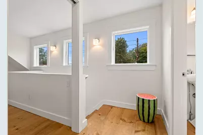 1105 Washington, Gloucester, MA 01930 - Photo 22