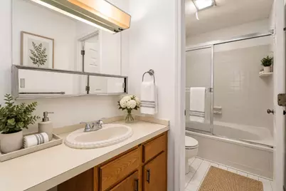 666 Main St #208, Winchester, MA 01890 - Photo 10