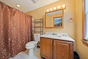 2072 State Rd, Plymouth, MA 02360 - Photo 18