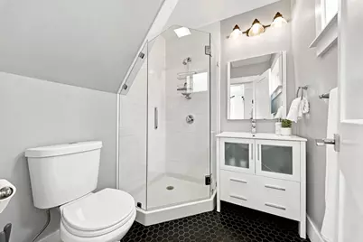 18 Partridge Ave, Somerville, MA 02145 - Photo 12