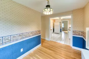 27 Mayflower Cir, Worcester, MA 01606 - Photo 30