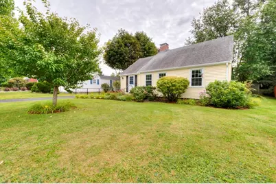 27 Mayflower Circle, Worcester, MA 01606 - Photo 4